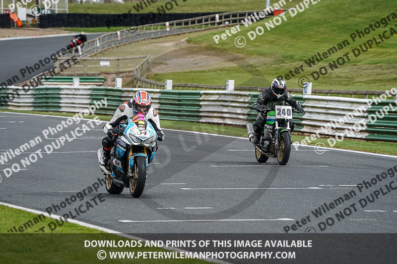 enduro digital images;event digital images;eventdigitalimages;mallory park;mallory park photographs;mallory park trackday;mallory park trackday photographs;no limits trackdays;peter wileman photography;racing digital images;trackday digital images;trackday photos